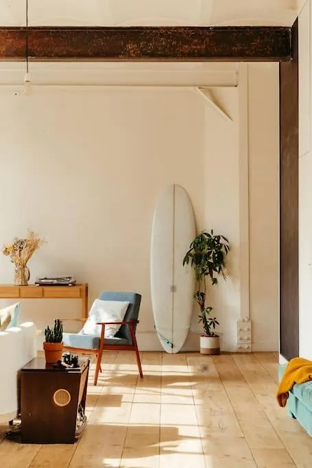 Sublime Loft Avec Verrieres Sur Le Canal St Martin *