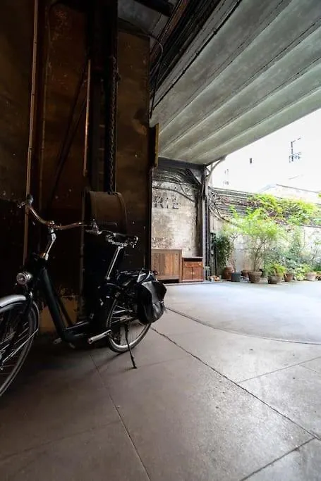 Apartman Sublime Loft Avec Verrieres Sur Le Canal St Martin *